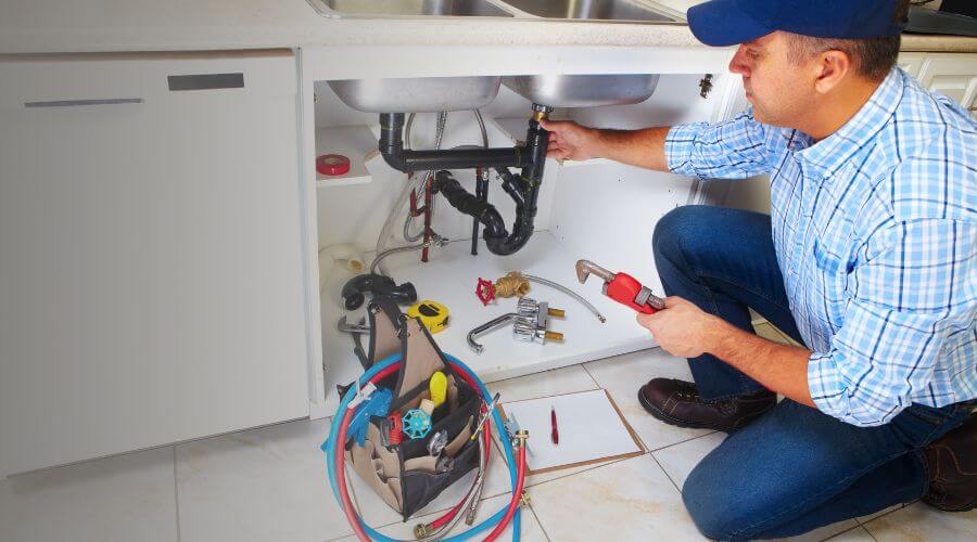 Professional water heater repair in Fort Dick, CA
